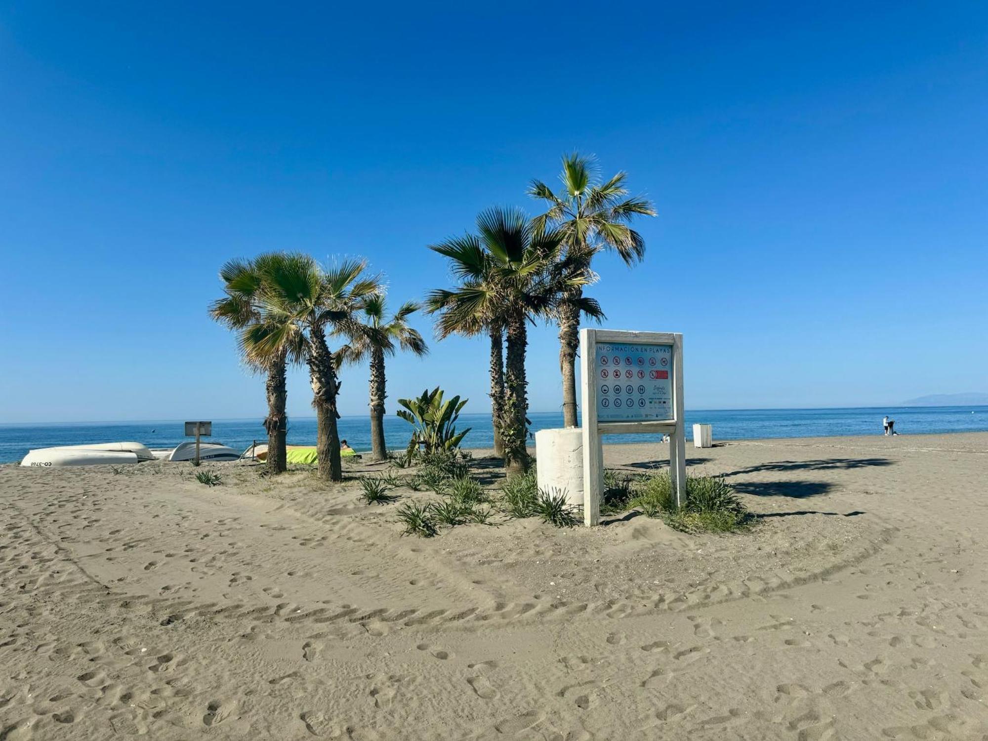 Strandnaera Boende I Torrox Costa Exterior foto